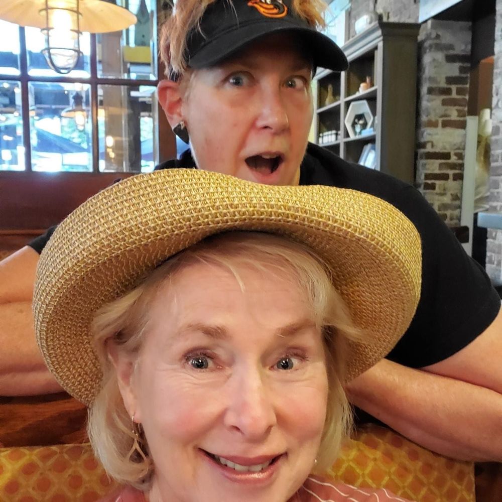 Meet your Posher, Regina